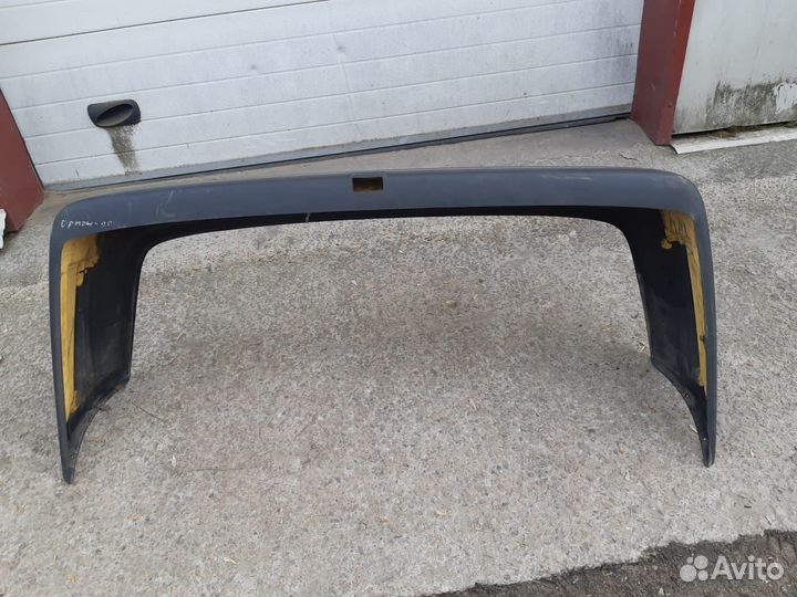 Задний бампер на Ford Orion 1990-1993