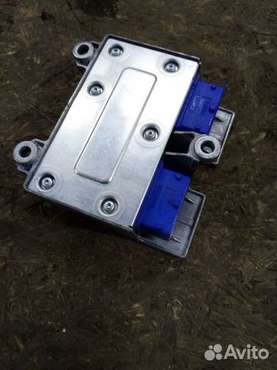 Блок управления аирбаг Opel Astra универсал Z16XER