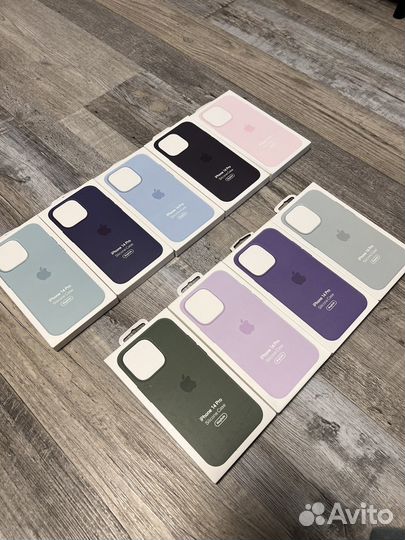 Чехол Silicone Case с MagSafe на iPhone 14 Pro