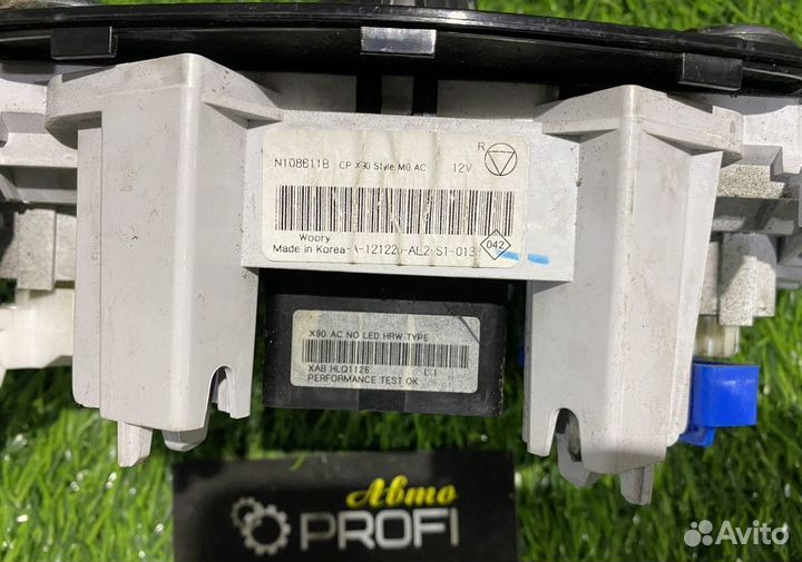 Блок управления отопителем Renault Duster