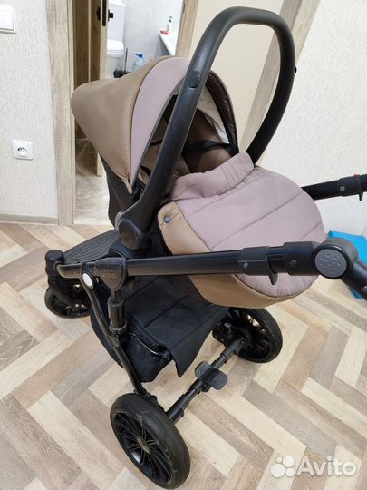 Коляска 3 в 1