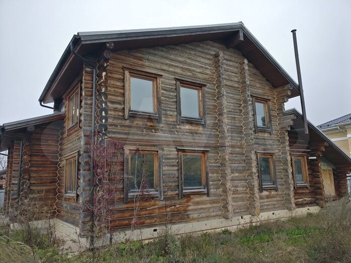 Дом 249,6 м² на участке 11 сот.