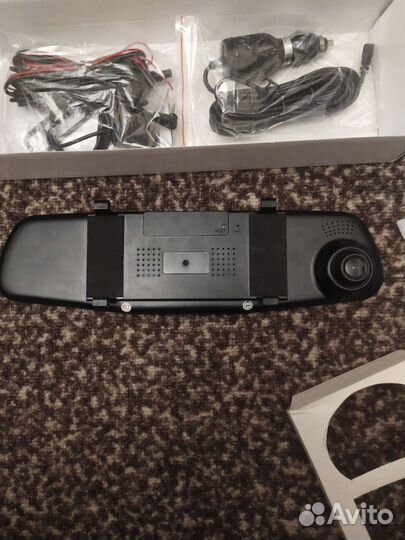 Авторегистратор зеркало