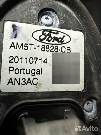 Антенна Ford Focus 3 AM5T-18828-CB