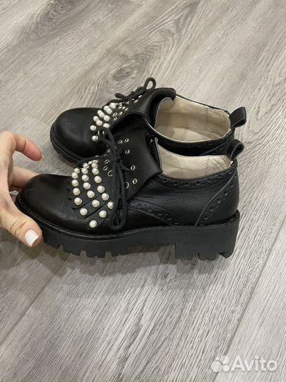 Ботинки для девочки ermano scervino junior 31 р