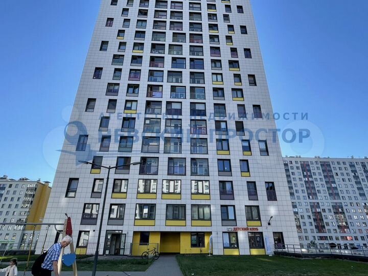 2-к. квартира, 65,8 м², 8/18 эт.