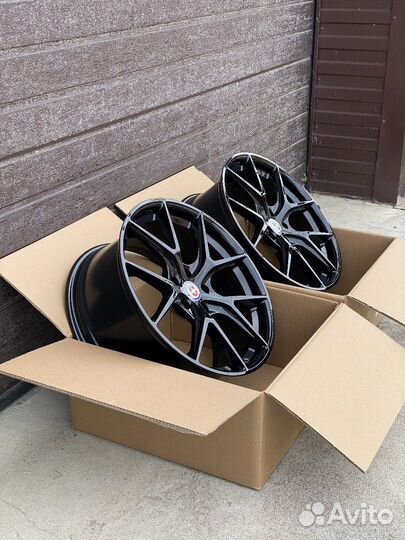 Диски HRE P101 R18 5x114,3 Черные Toyota Nissan