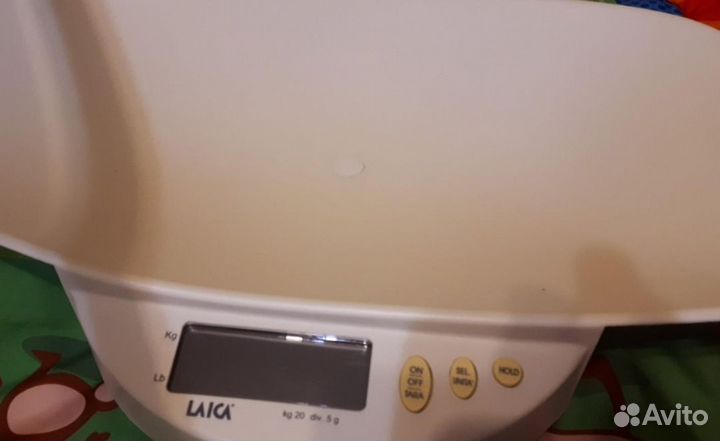Весы для новорожденных laica