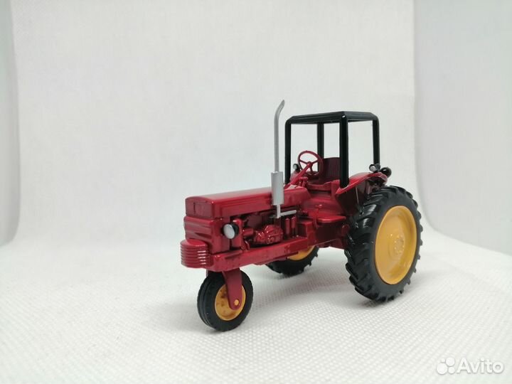 Модель Трёхколёсный трактор «Т-28хз»