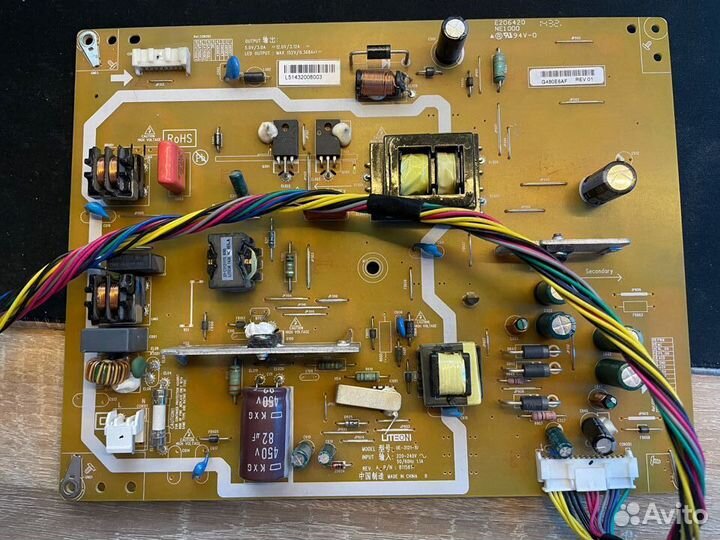 Блок питания UE-3121-01 от Toshiba 40L2454RK