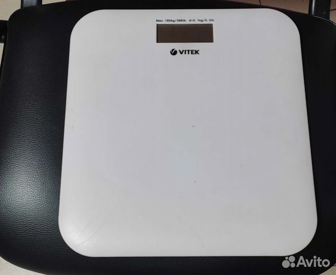 Весы напольные. Vitek VT-1985. Rowenta BS360