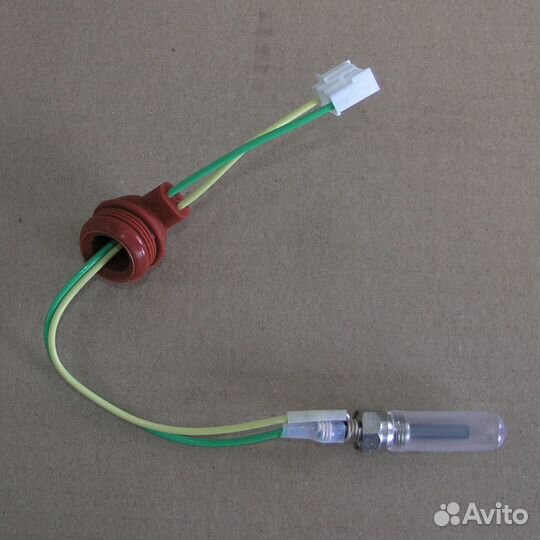 Свеча Китайцы 12V