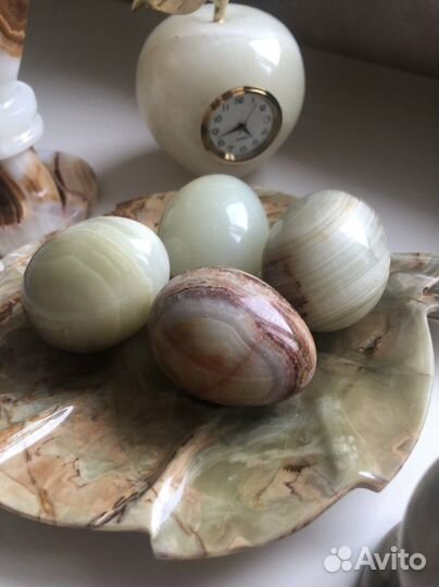 Яйцо сувенир оникс