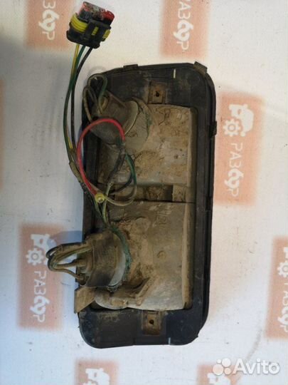 Фонарь задний правый Nissan Patrol Y61 ZD30ddti