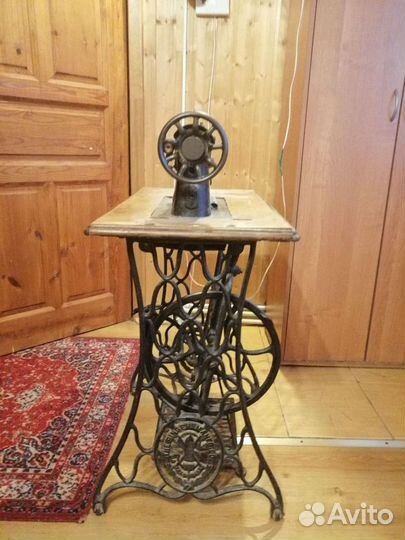 Швейная машинка