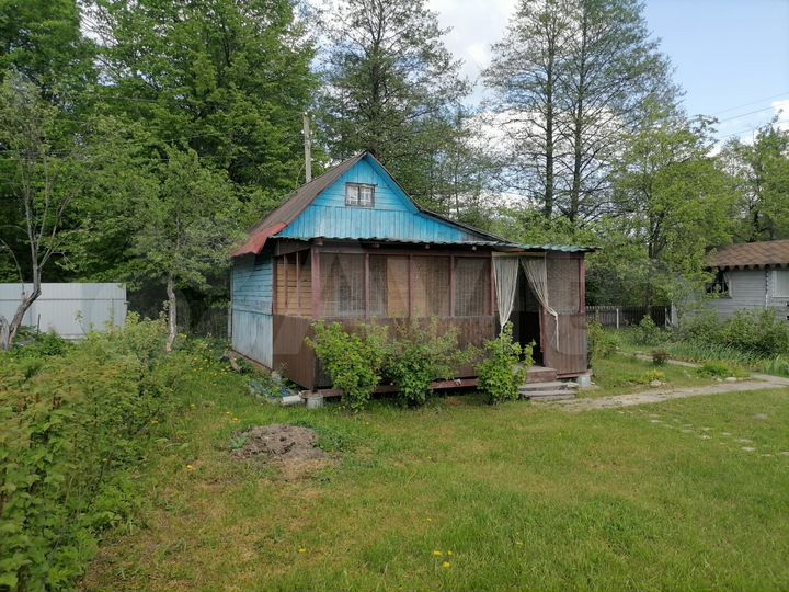 Дача 25 м² на участке 4 сот.