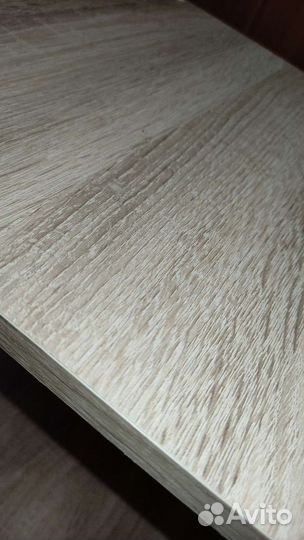 Этажерка на колесиках