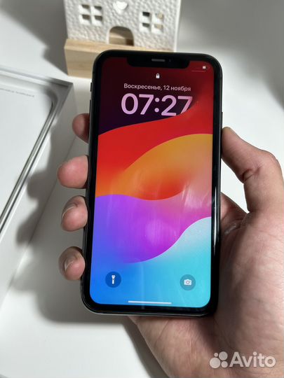 iPhone 11, 64 ГБ