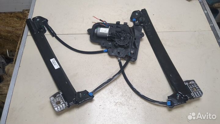 Стеклоподъемник электрический Tesla Model 3, 2021