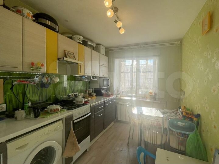 4-к. квартира, 75 м², 6/10 эт.