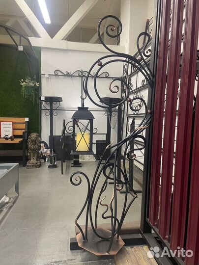 Фонарь уличный кованый