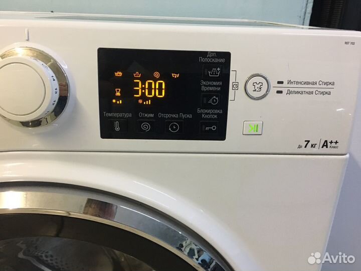 Стиральная машина Hotpoint-Ariston. Мало б/у