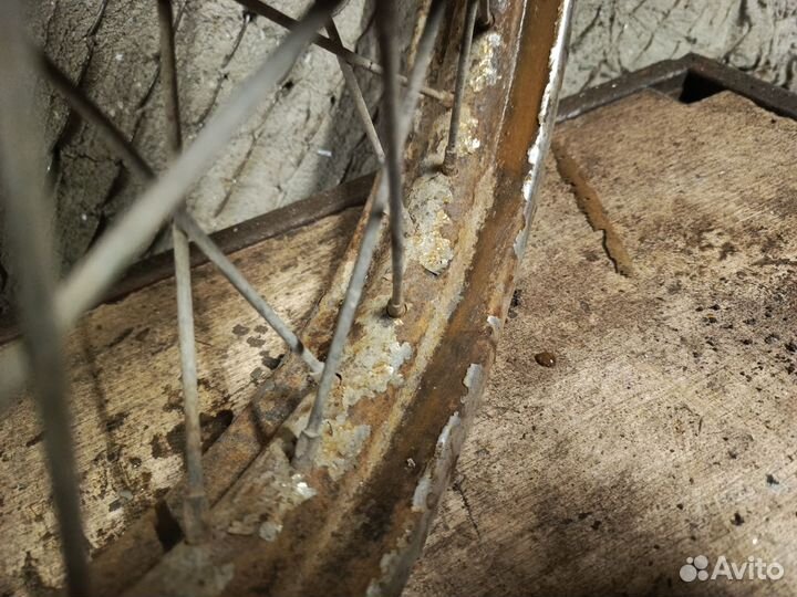 Колесо на мотоцикл восход 1 2