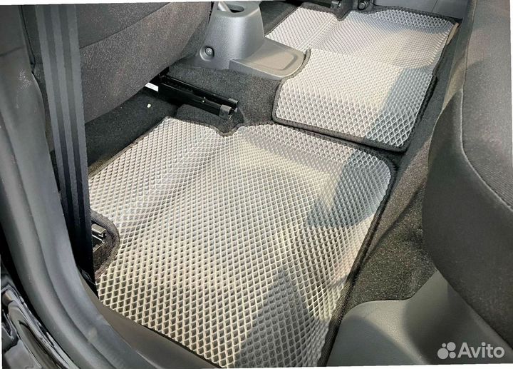 Автоковрики на автомобиль