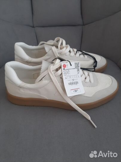 Кроссовки zara