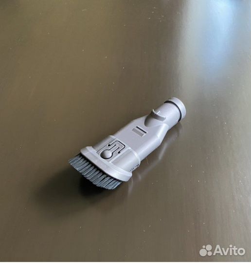 Пылесос Dyson, насадки, запчасти