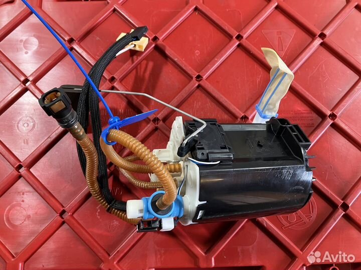 Насос топливный, Jaguar F-Type 2016