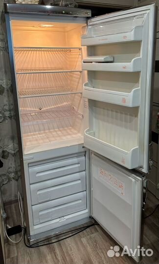 Холодильник Nardi