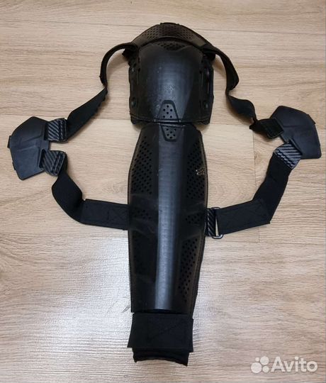 Мотонаколенники