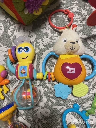 Игрушки для малыша