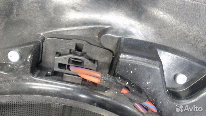 Сабвуфер BMW 7 E65, 2006