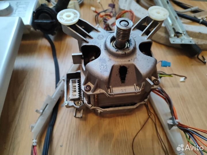 Электродвигатель от стиральной машины Bosch maxx 7