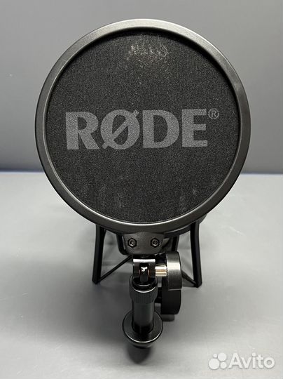 Студийный микрофон Rode NT1-A