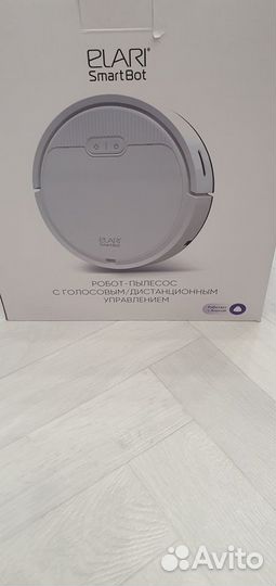 Робот-пылесос Elari Smartbot (белый)