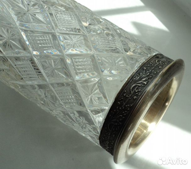 Хрустальная ваза в серебре