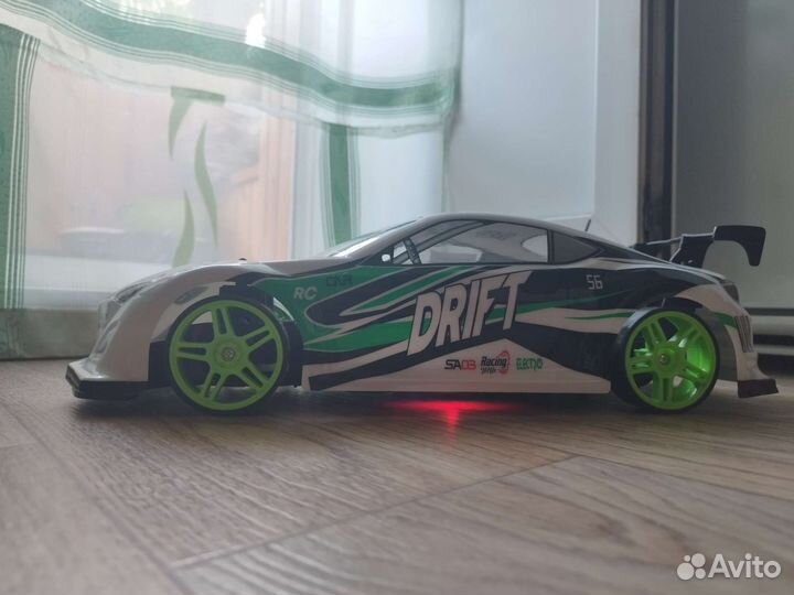 Машина на радиоуправлении drift