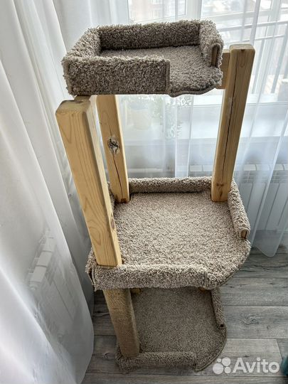 Домик для кошки с когтеточкой