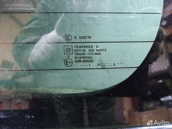 Крышка багажника Cadillac Escalade