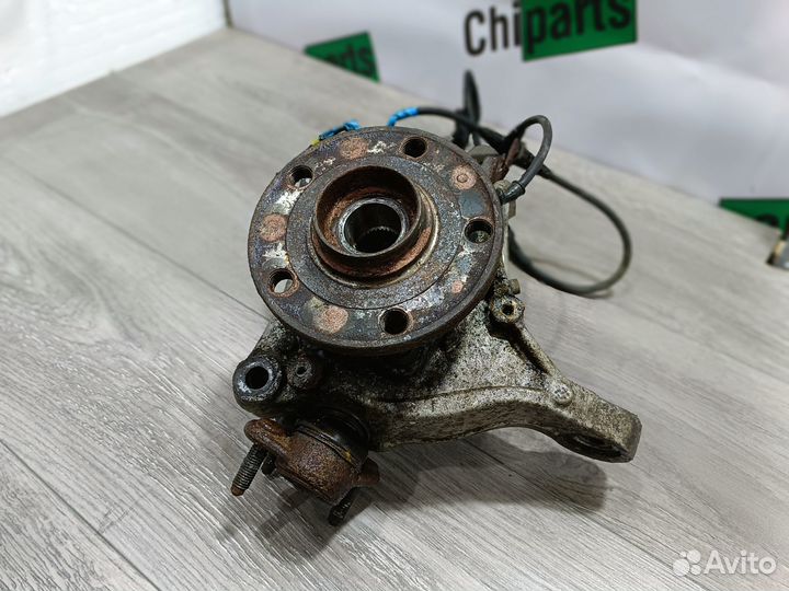 Левый кулак в сборе для Volkswagen Passat B6