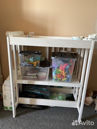 Пеленальный столик