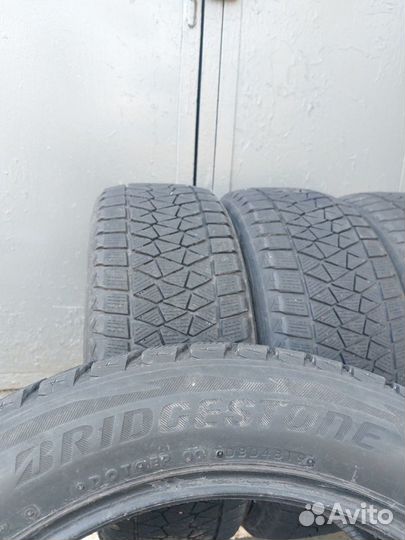 Bridgestone Blizzak DM-V2 225/55 R18 98T