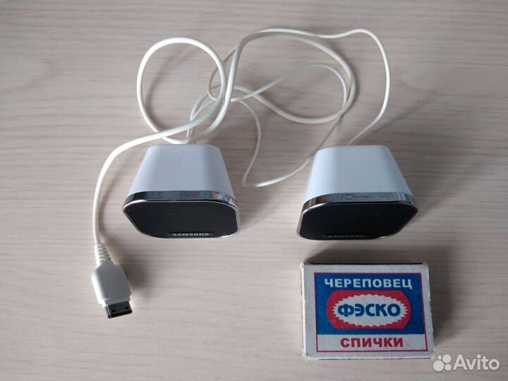 Музыкальные колонки Samsung