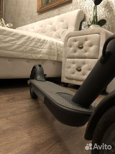 Электросамокат Xiaomi Mi Essential