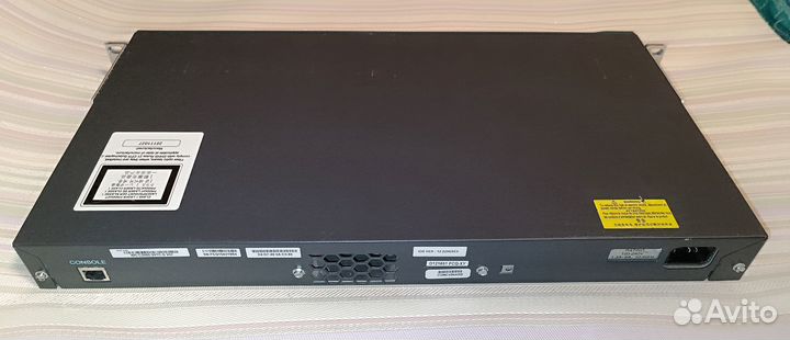 Коммутатор Cisco Catalyst 2960 WS-C2960-24TC-S