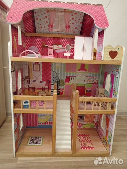 Домик кукольный