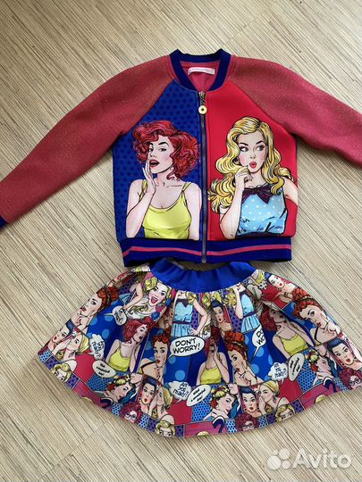 Костюм юбка и бомбер